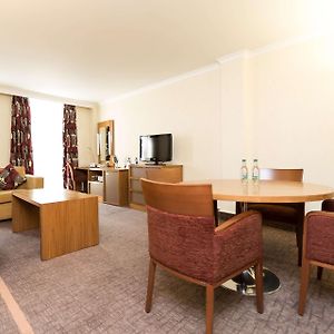 Hilton Suite